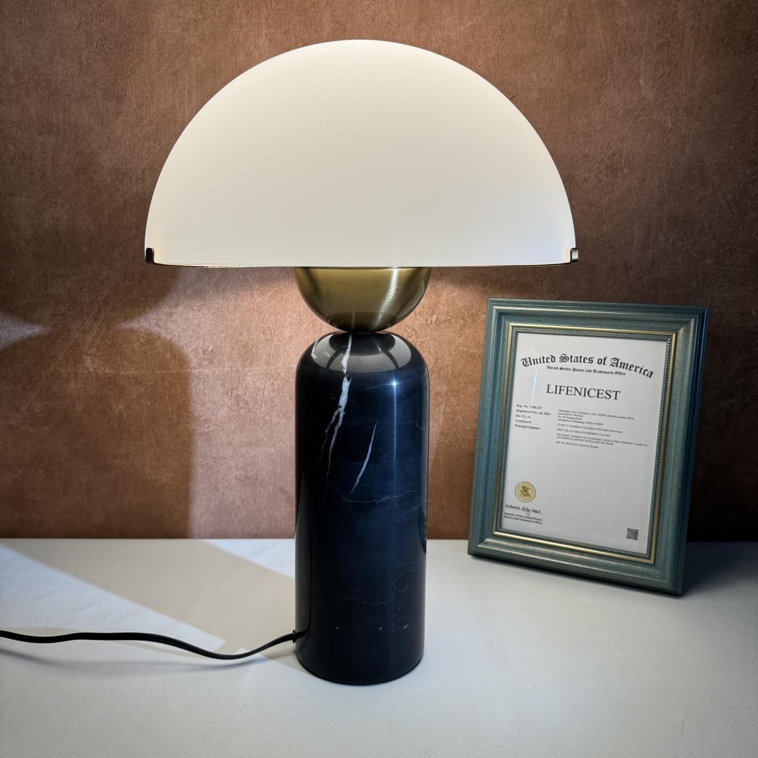 Black Marble Dome Table Lamp